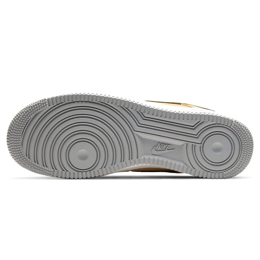 manchester bee nike trainers