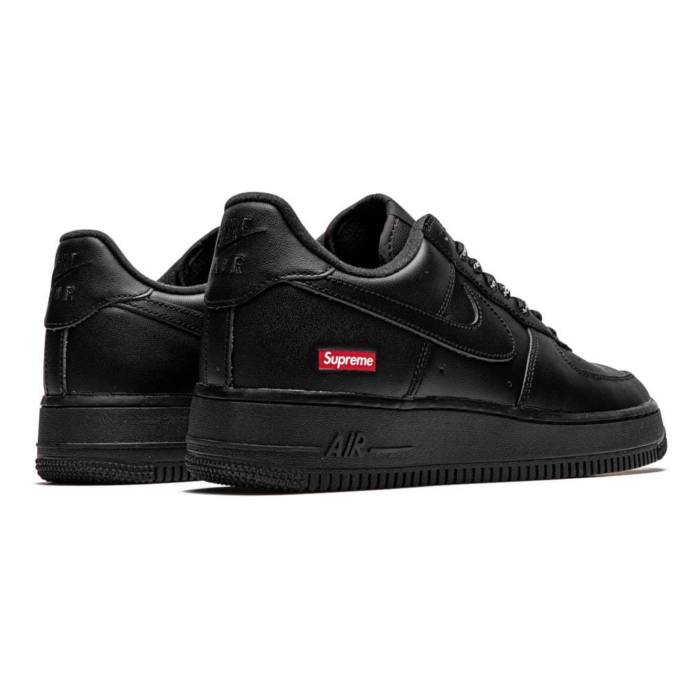 Air Force 1 Low Black Supreme