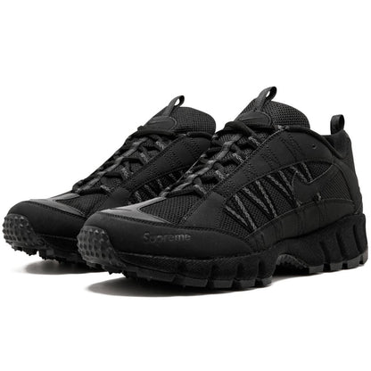 Supreme x Nike Air Humara 17 Black - Kick Game