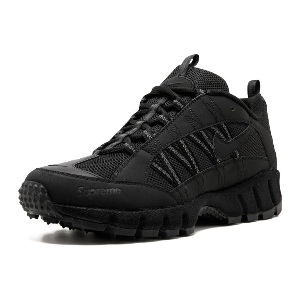 Supreme x Nike Air Humara 17 Black - Kick Game