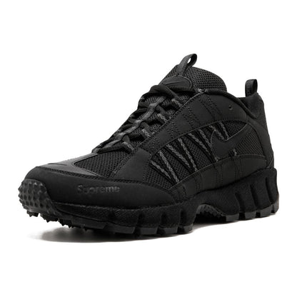 Supreme x Nike Air Humara 17 Black - Kick Game