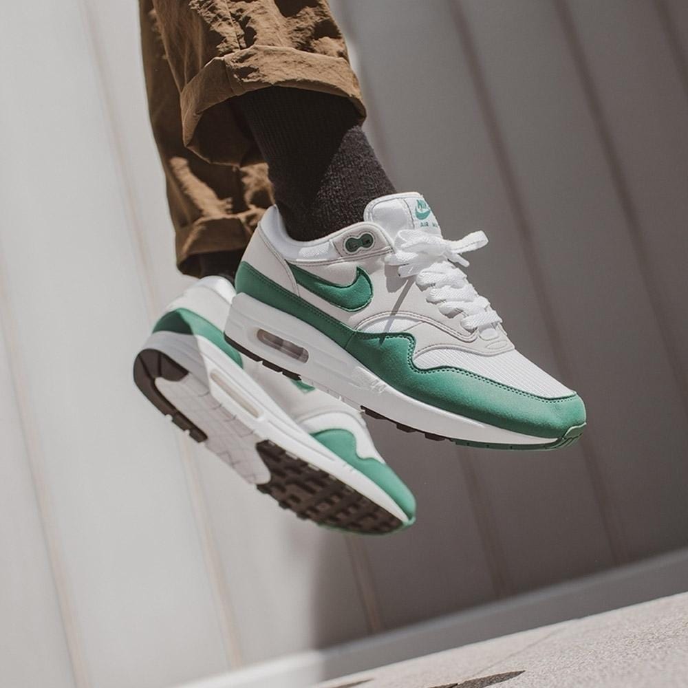 Nike Air Max Anniversary 'Hunter Green' — Kick Game