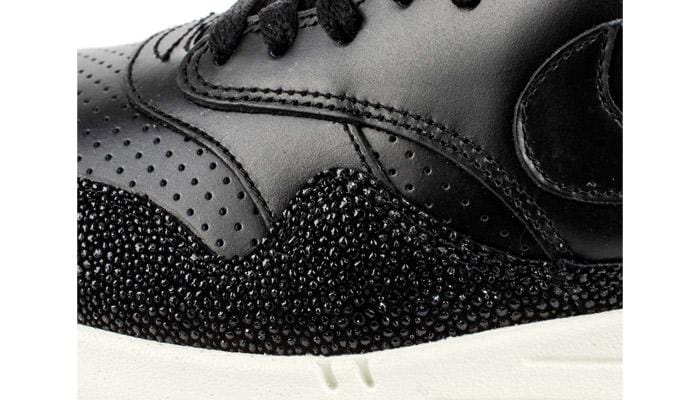 air max 1 stingray