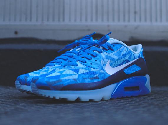 nike air max 90 ice barely blue 2