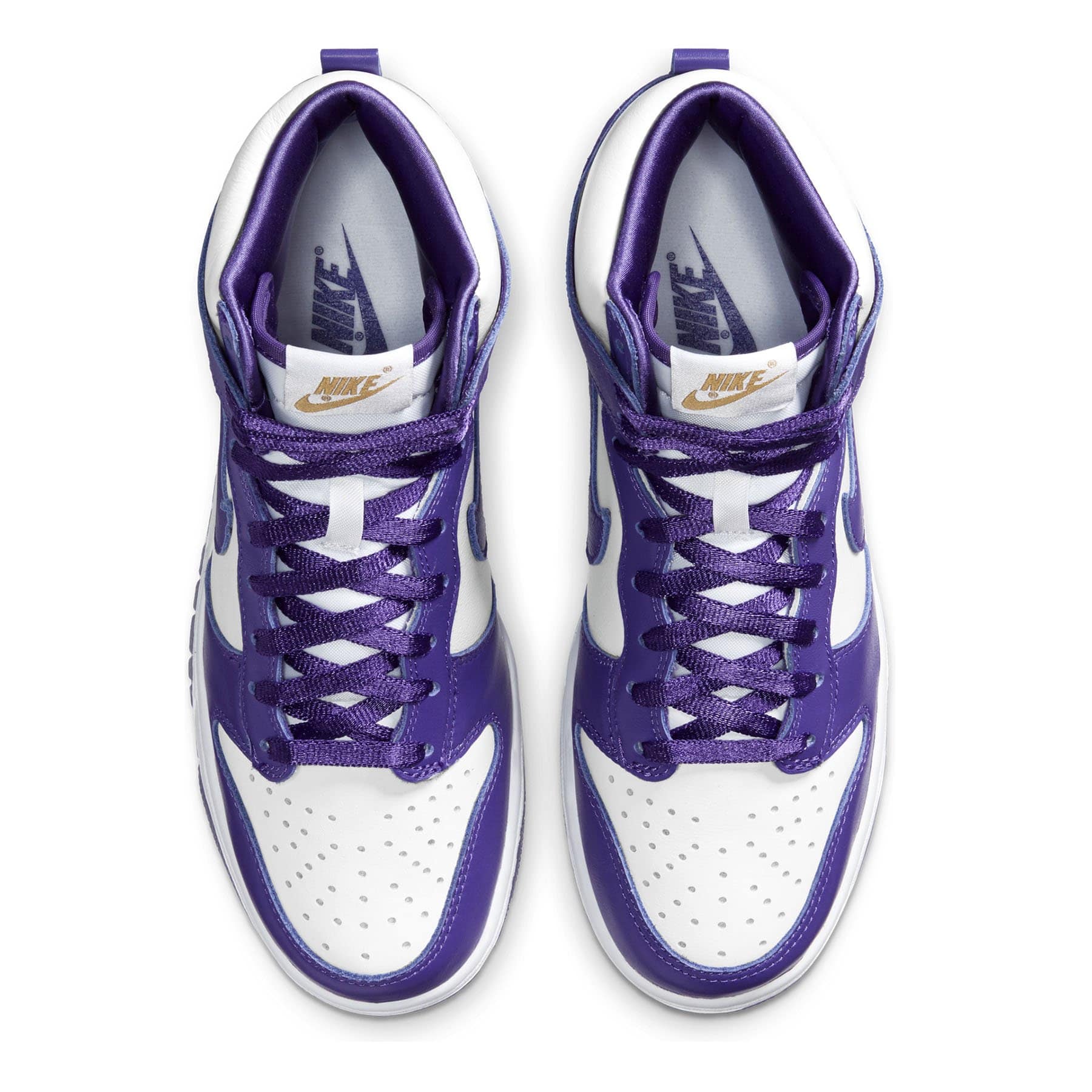 nike dunks varsity purple