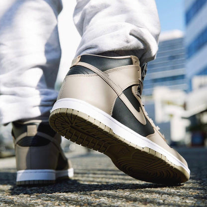 Nike Dunk High Wmns 'Moon Fossil' - Kick Game