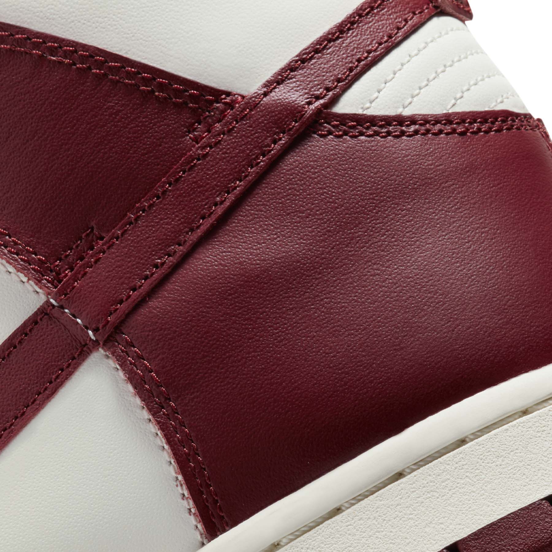 Nike Dunk High Wmns 'Team Red' - Kick Game