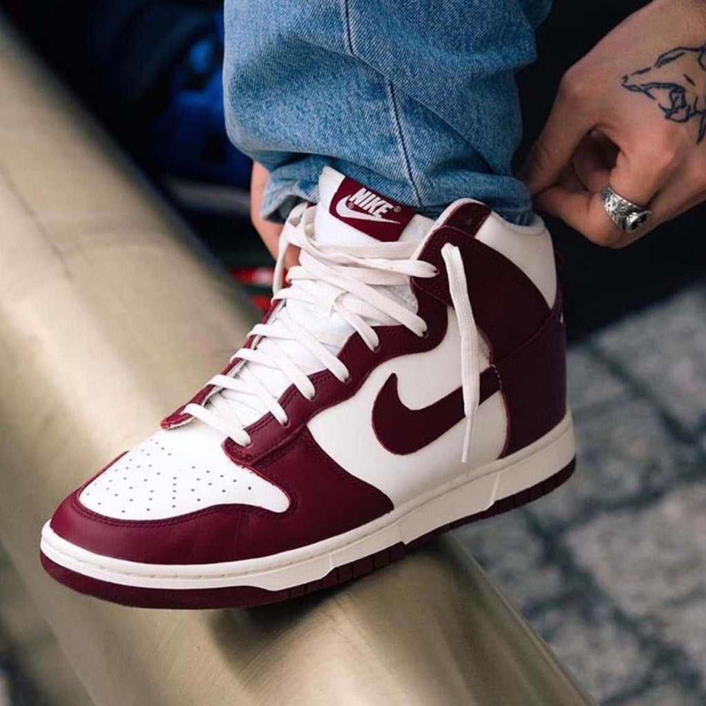 Nike Dunk High Wmns 'Team Red' — Kick Game