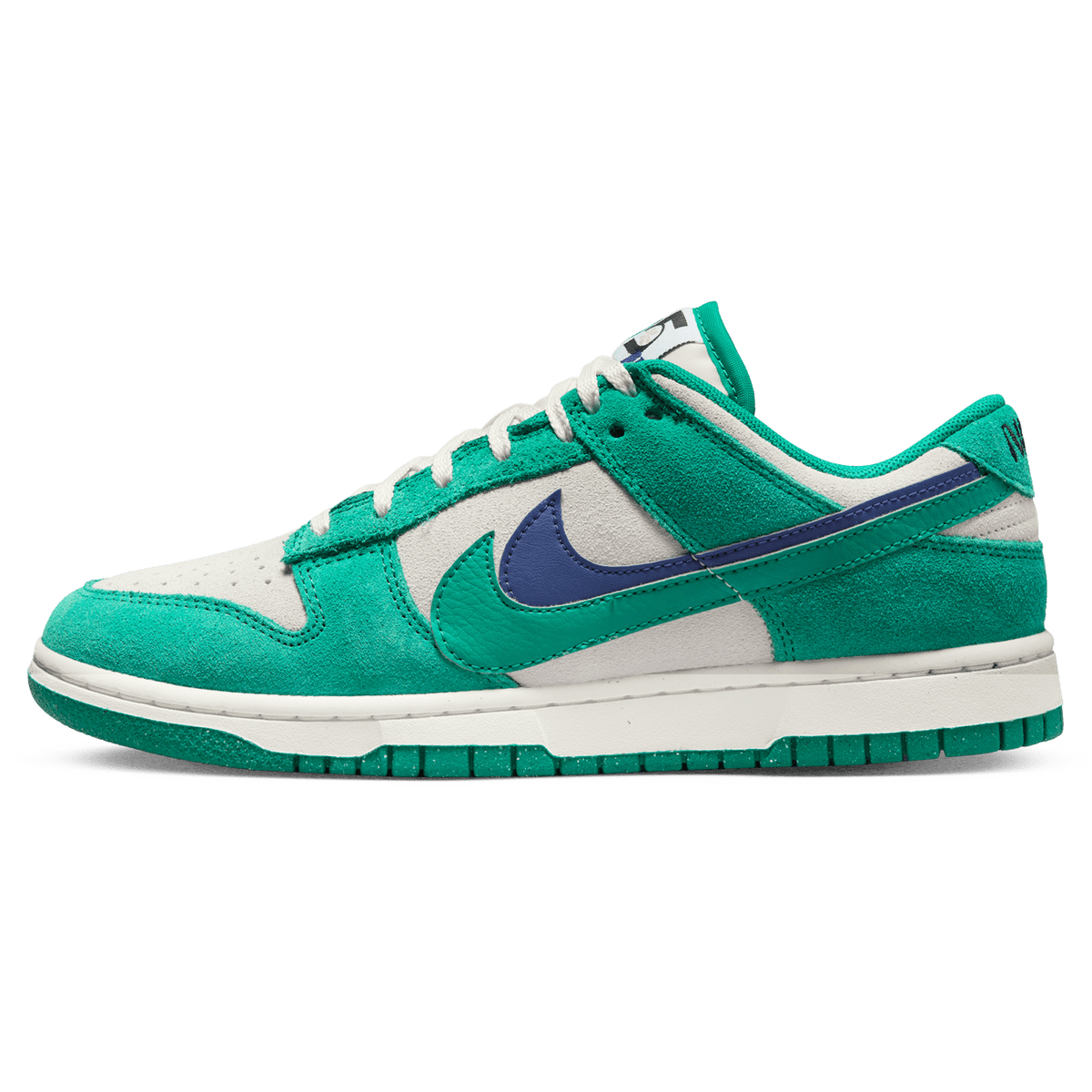nike dunk low se 85 neptune green do9457 101 1