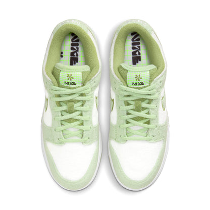 Nike Dunk Low SE Wmns 'Fleece - Honeydew' - Kick Game