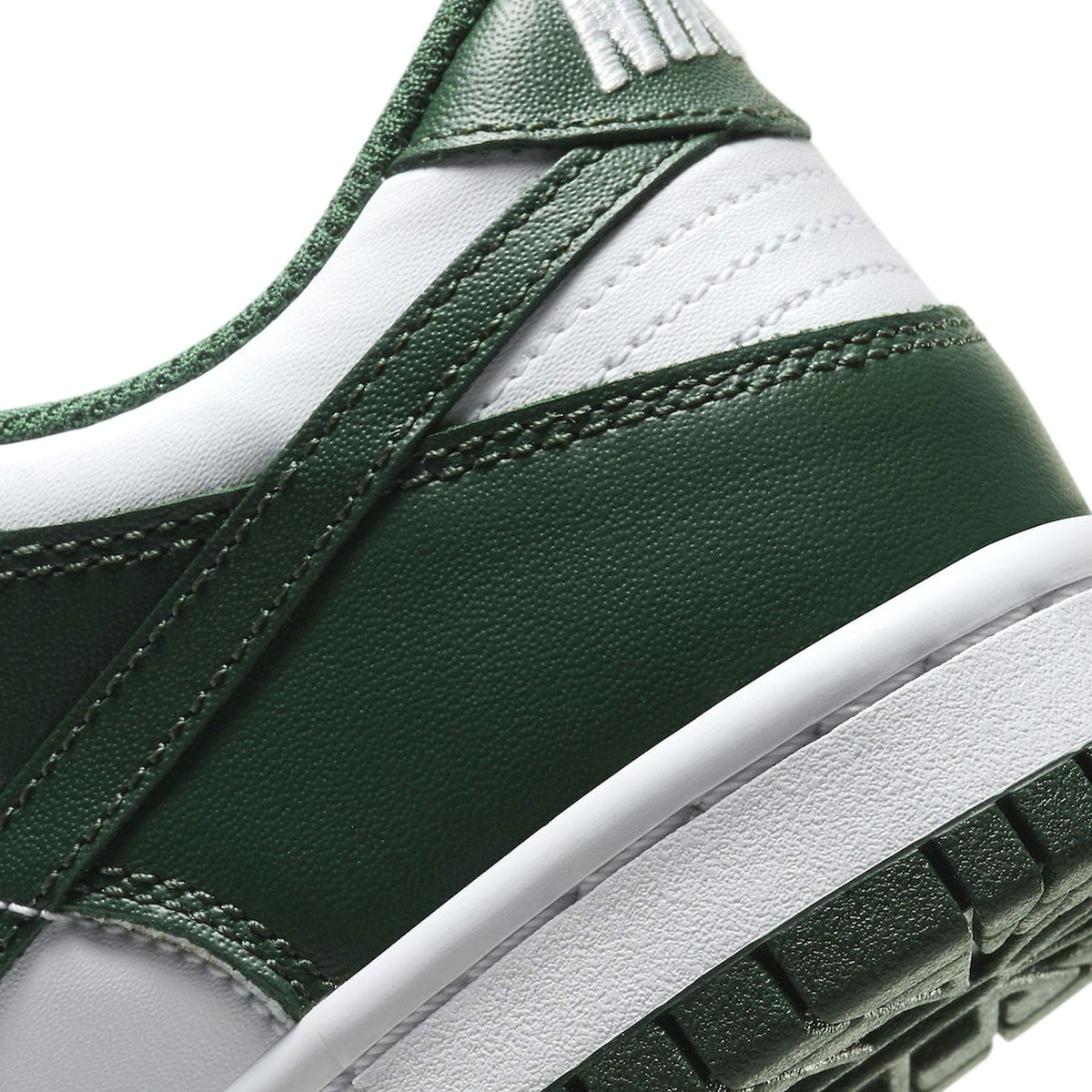 Nike Dunk Low GS 'Michigan State' - Kick Game