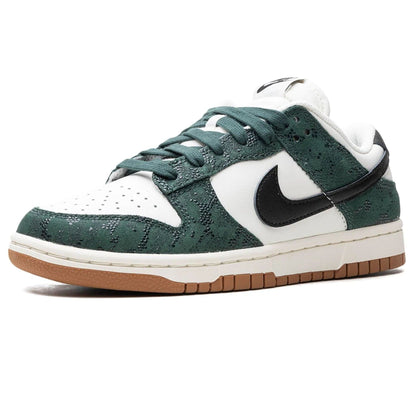 Nike Dunk Low Wmns 'Green Snake' - Kick Game