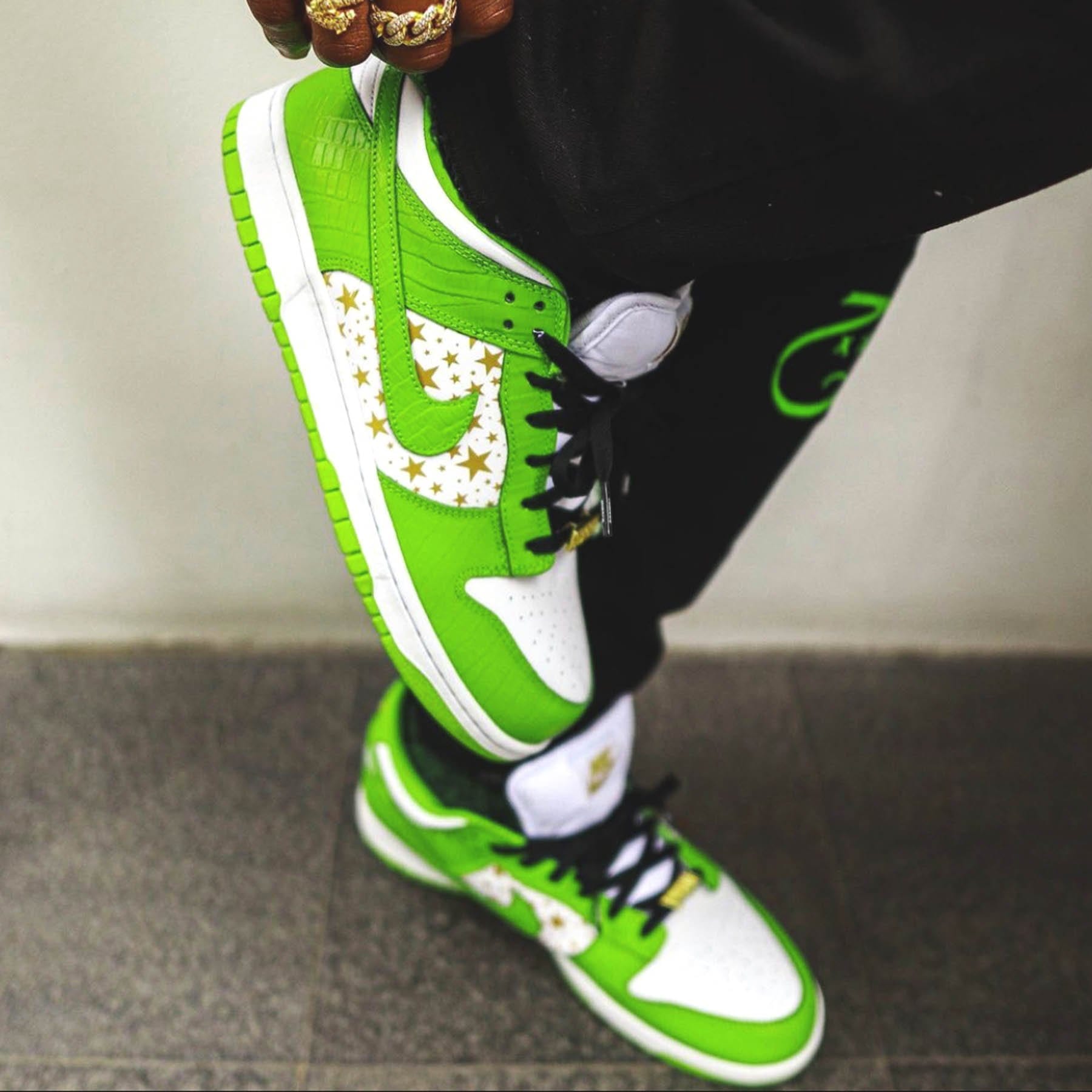 Supreme x Nike Dunk Low OG SB QS 'Mean Green' — Kick Game