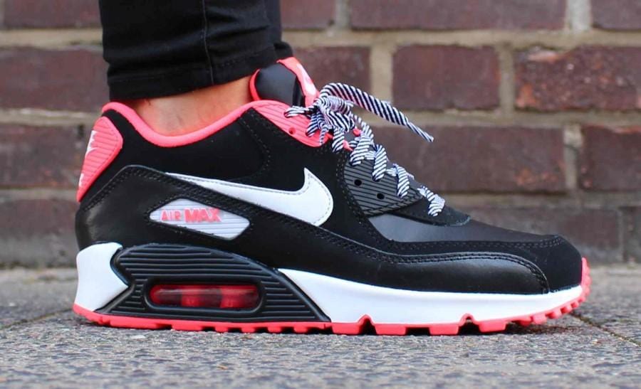 Nike Air Max 90 GS Hyperpunch Kick Game