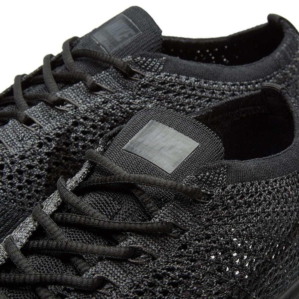 Nike Flyknit Racer Triple Black - Kick Game