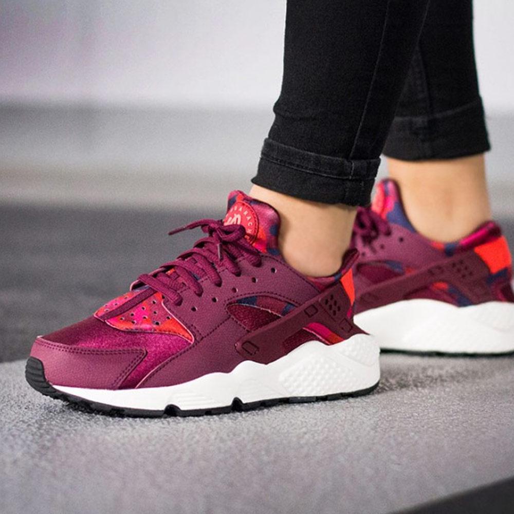 NIKE W AIR HUARACHE RUN PRINT - Kick Game
