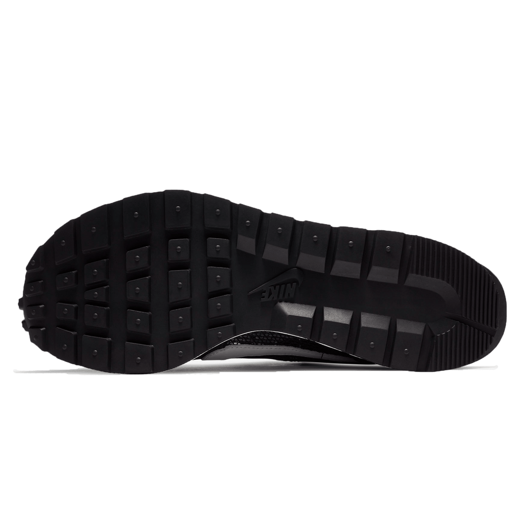 sacai x Nike VaporWaffle 'Black White' - Kick Game