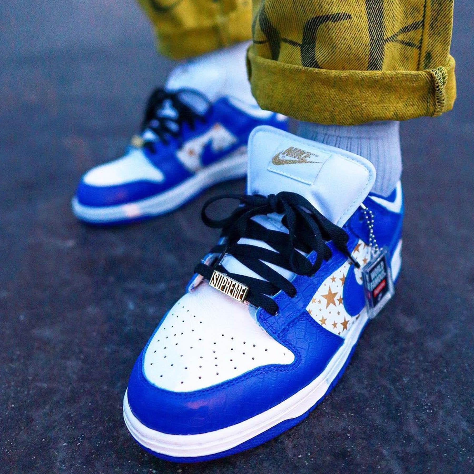 Supreme x Nike Dunk Low OG SB QS 'Hyper Royal' - Kick Game