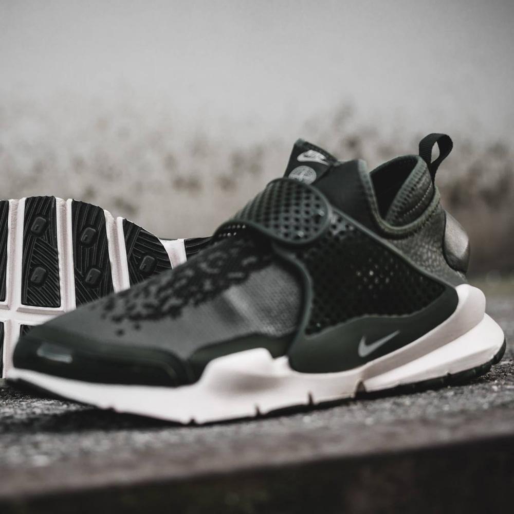 Nike x Stone Island Sock Dart Mid - Sequoia & Light Orewood - Kick Game