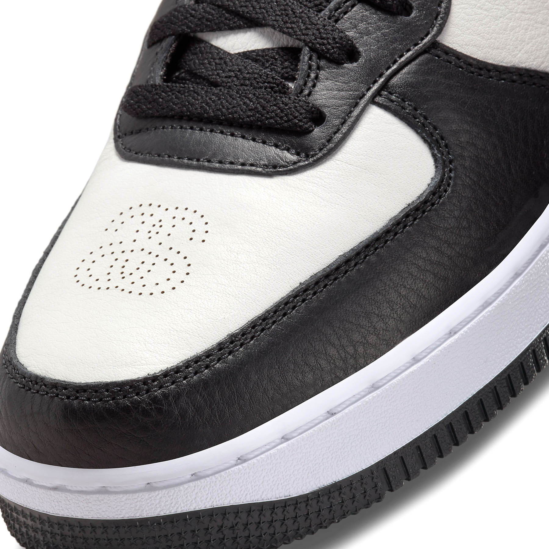 Stussy x Nike Air Force 1 Mid 'Black White' — Kick Game Stussy x Nike Air Force 1 Mid 'Black White' — Kick Game