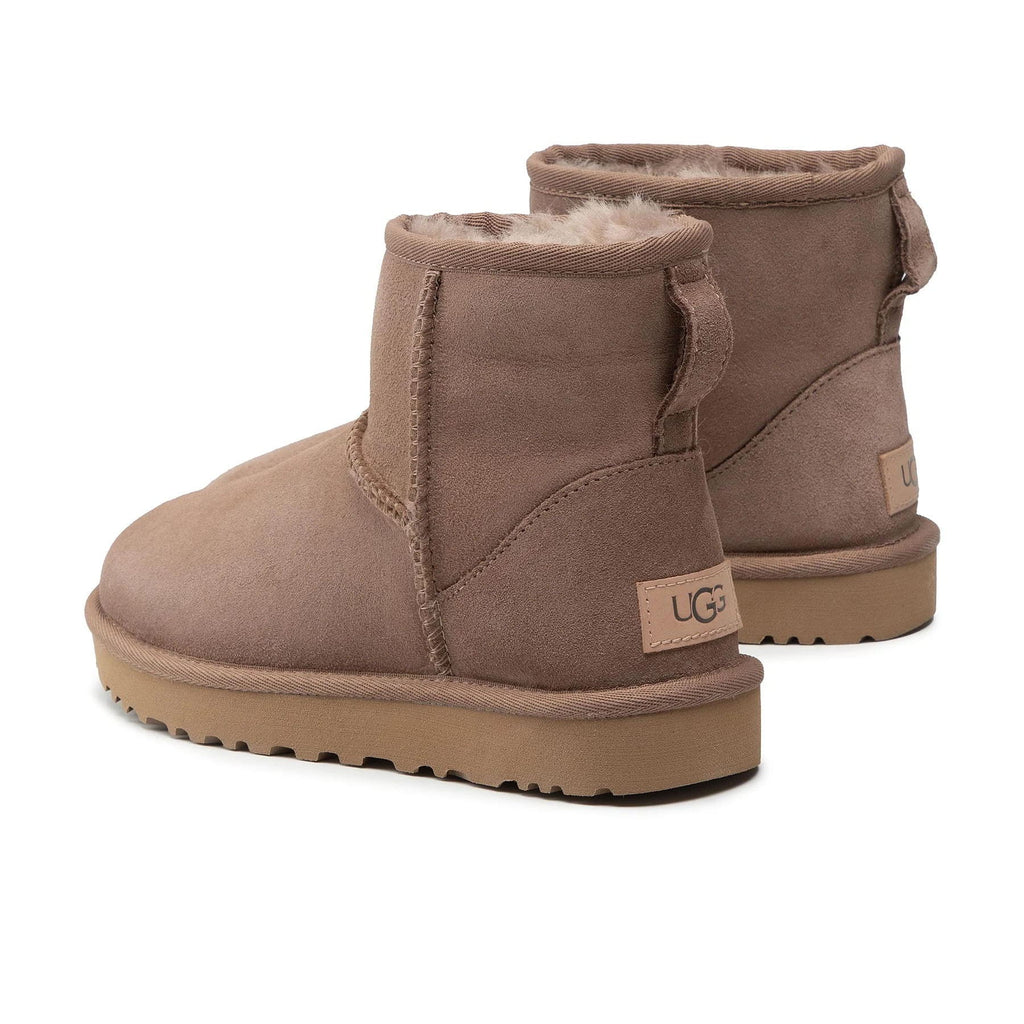 Ugg classic mini ii boot caribou w kick game