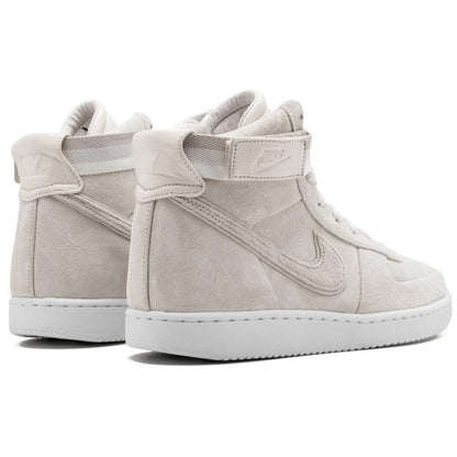 John Elliott x NikeLab Vandal High 'Sail' - Kick Game