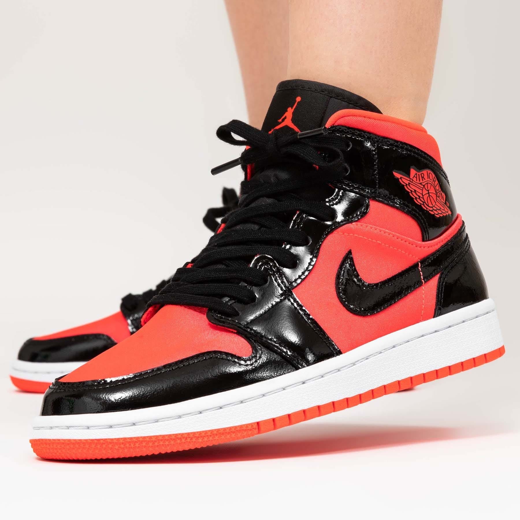 Air Jordan 1 Wmns Mid 'Hot Punch' - Kick Game