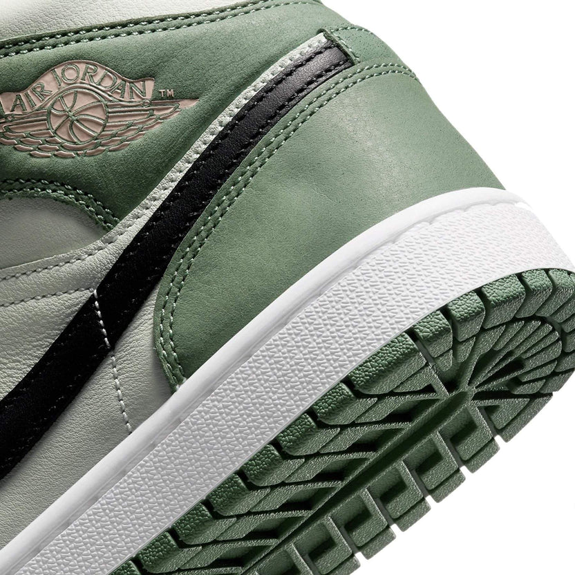 Air Jordan 1 Wmns Mid SE 'Dutch Green' — Kick Game